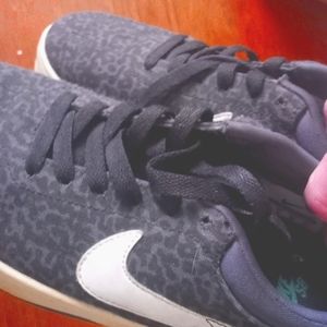 Nike sb luna